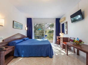 Apartamentos Cala Murada Minigolf
