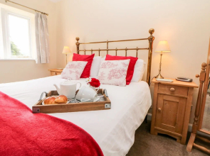 Underbank Hall Cottage