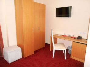 Jolly Hotel