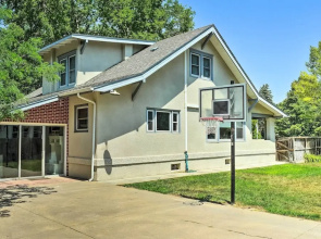 Pet-friendly Ogallala Home ~ 7 Mi to Lakefront!