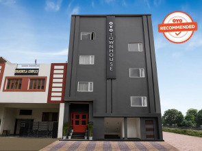 OYO Townhouse 217 The Awadh Airport