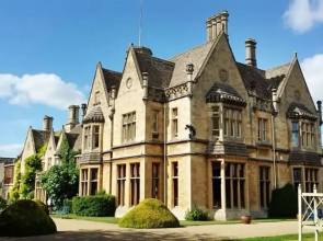 Manor by The Lake