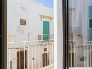 Dim s Apartments by Wonderful Italy - Room1