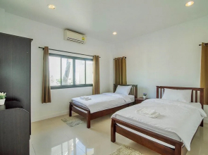 Great Green D Pool Villa