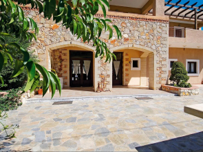 Areti Hotel