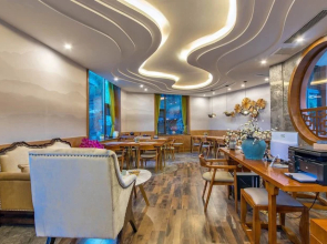 Floral Hotel Yun Shui Snow Mountain