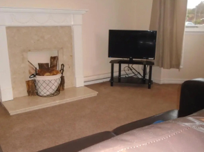Clydebank Apartment