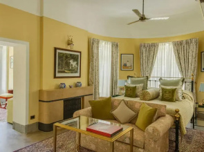 Kinwani House Araiya Anthology