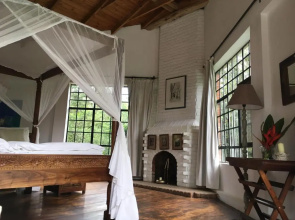 Meru House Lekisilai