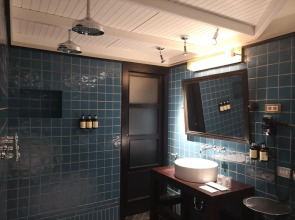 La França Travellers - Adults Only