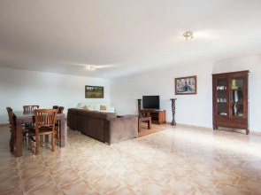 Charming Holiday Home in Benidorm With Private Pool