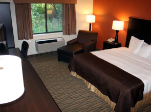 AmericInn Lodge & Suites Rogers