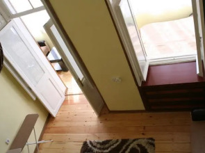 Rustaveli Metro Apartment