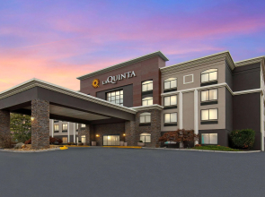 La Quinta Inn & Suites by Wyndham Sevierville / Kodak