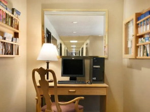 Asteria Inn And Suites