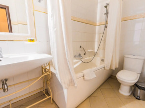 Отель Garden Palace