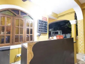 Romeo's Palace Guest House by OYO Rooms