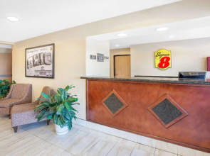Super 8 by Wyndham Seville