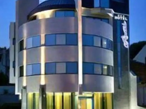 Hotel Riverside