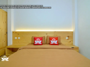 ZEN Rooms Near Darmawangsa Syariah