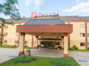 Ramada Bolingbrook