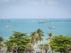 Отель Eastiny Inn