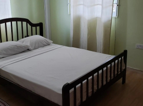 Unit 5/6 Private Apartment - Roseau