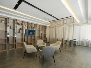 Youth Sunny Car Hotel