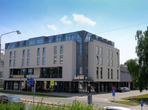 Business Hotel Astrum Laus