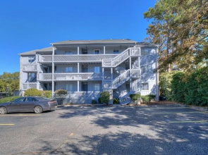 The Arbor by Elliott Beach Rentals