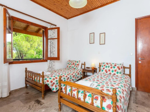 Cochelli Villa Upper Swimming Pool Walk to Beach Sea Views A C Wifi Car Not Required - 205