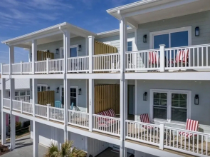 Marley's Retreat 3 Bedroom Townhouse