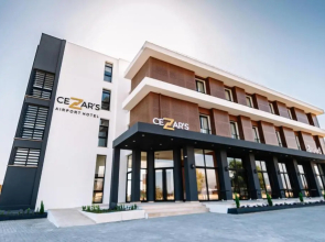 Cezar's Airport Hotel