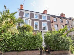 Vale House
