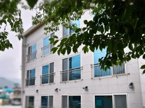 Namhae Sangju Pension