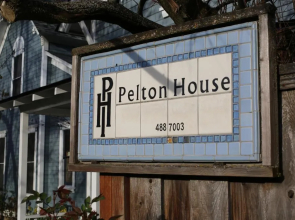 Pelton Vacation Rental