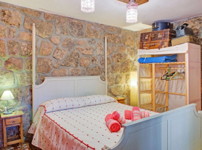 Rural Apartment in Galapagar with Garden, Pool and Spa