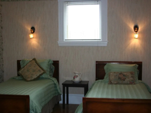 Sackville Bed & Breakfast
