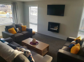 Josephine Lakeview Lodge