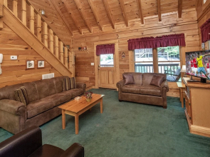 Red Bird Haven by Heritage Cabin Rentals