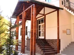 Vila Ursu- Tismana