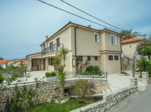 Apartments Nada Palit