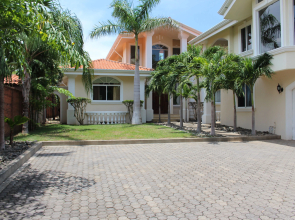 Beachfront Houses for Rent