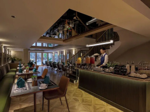 La Siesta Premium Saigon Central