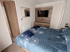 Mini Lodge Robin Hood Holiday Park