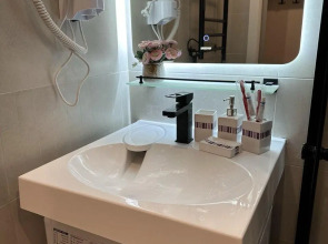 Фаворит на улице Ленинский проспект 158