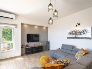 Nice Apartment in Orebic With Outdoor Swimming Pool, Wifi and Outdoor Swimming Pool