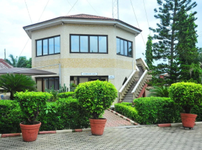 Peemos Place Warri