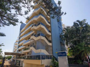 Broadbeach Travel Inn Apartments
