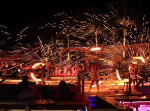 Crimson Resort and Spa Mactan